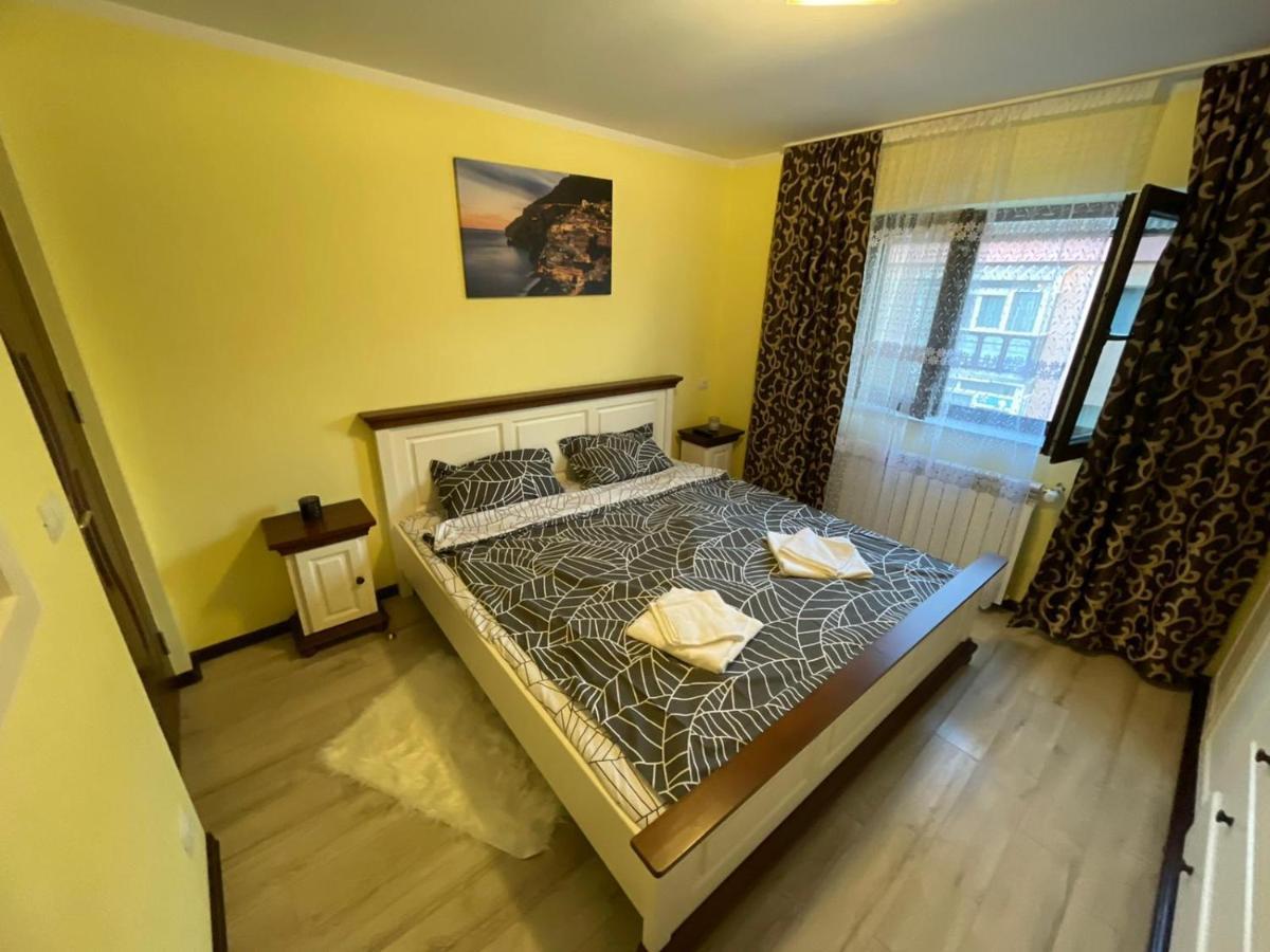Apartament Luxury Apartment Gura Humorului Exterior photo